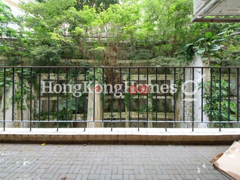 3 Bedroom Family Unit for Rent at Block 4 Phoenix Court 39 Kennedy Road | Wan Chai District Hong Kong Rental, HK$ 35,000/ month