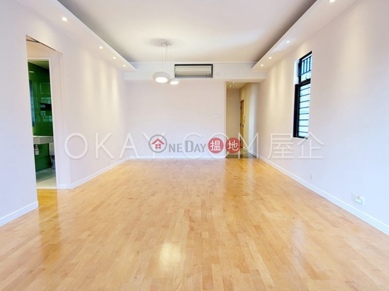 Property Search Hong Kong | OneDay | Residential, Sales Listings | Efficient 3 bedroom on high floor with parking | For Sale