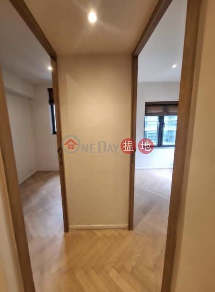 HK$ 36,000/ month, Star Studios II, Wan Chai District | STAR STUIDO II 2 BEDROOMS