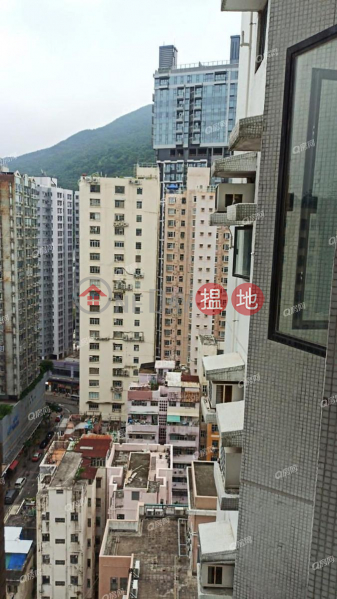HK$ 18,000/ month Block D Perfect Mount Gardens, Eastern District, Block D Perfect Mount Gardens | 2 bedroom High Floor Flat for Rent