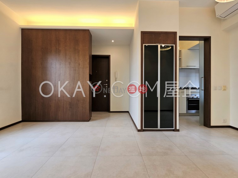 HK$ 12.5M, Floral Tower | Western District, Luxurious 2 bedroom on high floor with sea views | For Sale
