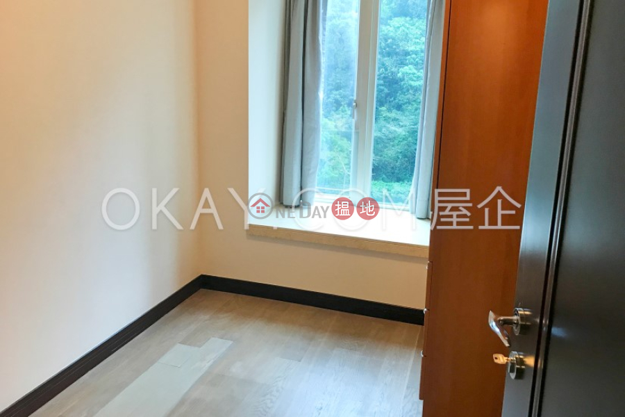 Nicely kept 3 bedroom with balcony & parking | For Sale | The Legend Block 3-5 名門 3-5座 Sales Listings