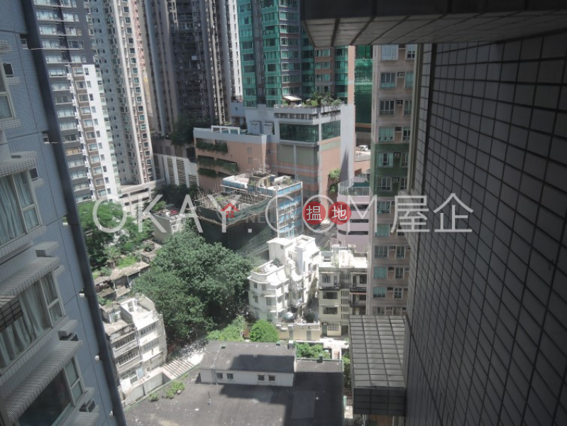 Nicely kept 3 bedroom on high floor with balcony | For Sale | Centrestage 聚賢居 Sales Listings