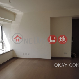 Popular 3 bedroom on high floor with balcony | Rental | Centre Point 尚賢居 _0