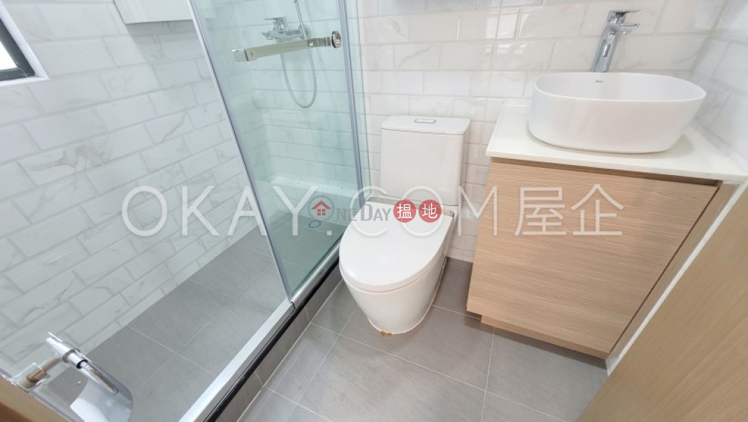 Dragon Court Middle | Residential | Rental Listings | HK$ 33,000/ month