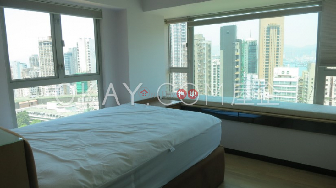 Stylish 2 bedroom with balcony | For Sale | Centre Place 匯賢居 Sales Listings