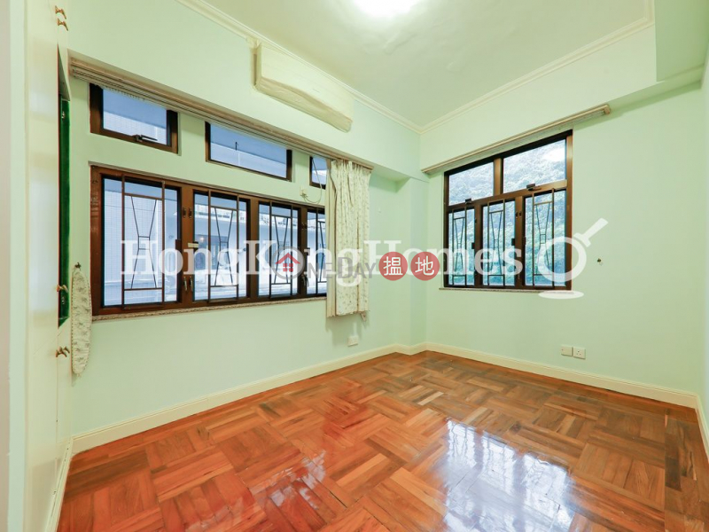3 Bedroom Family Unit for Rent at Moulin Court 65 Blue Pool Road | Wan Chai District, Hong Kong, Rental | HK$ 45,000/ month