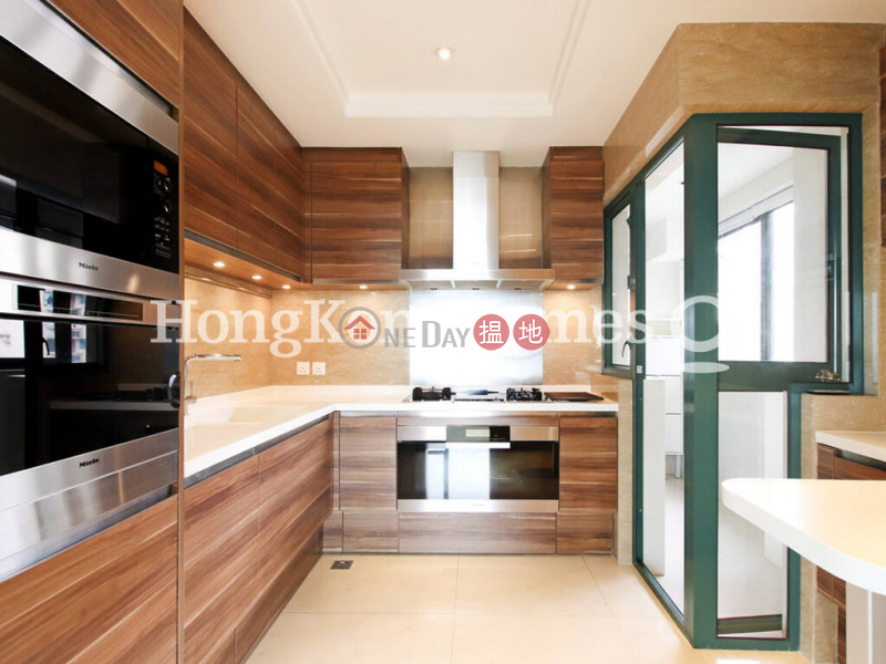 HK$ 62,000/ month, Hillsborough Court Central District 3 Bedroom Family Unit for Rent at Hillsborough Court