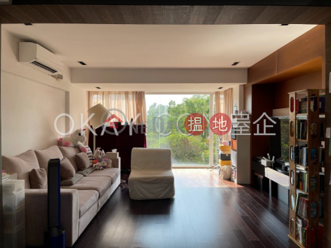 Lovely 3 bedroom with parking | For Sale, Swiss Towers 瑞士花園 | Wan Chai District (OKAY-S119387)_0