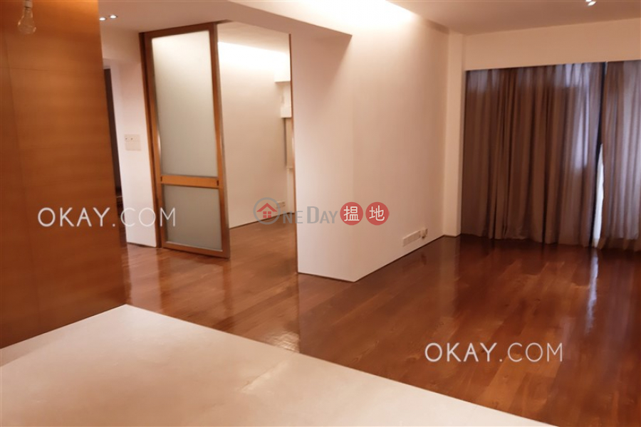 Rare 3 bedroom on high floor with balcony & parking | Rental | Holland Garden 康蘭苑 Rental Listings