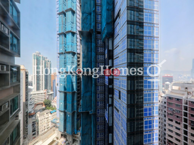 Property Search Hong Kong | OneDay | Residential Rental Listings, 3 Bedroom Family Unit for Rent at Robinson Place