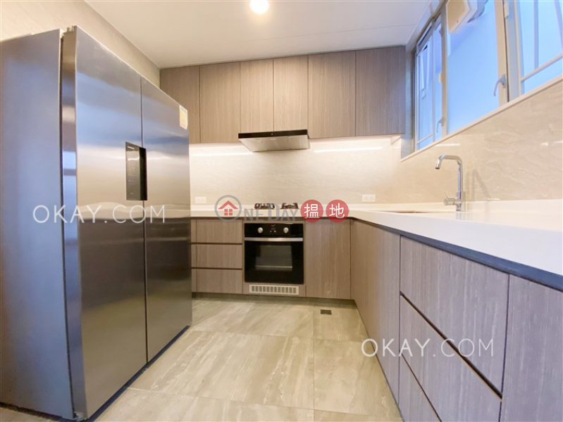 HK$ 79,000/ month, 30 Cape Road Block 1-6 Southern District, Luxurious house with balcony & parking | Rental
