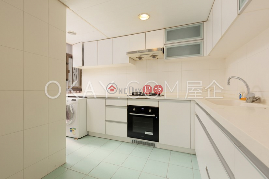 HK$ 23M, Greenery Garden | Western District | Elegant 3 bedroom with balcony & parking | For Sale