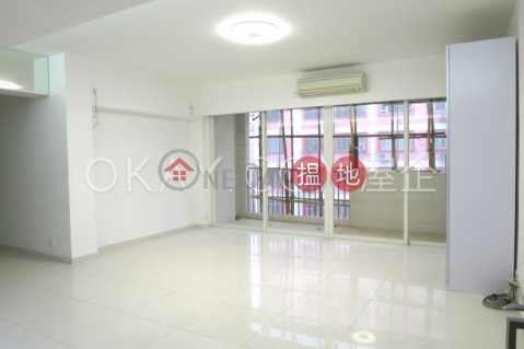 Gorgeous 3 bedroom with balcony & parking | For Sale | Golden May Mansion 廣梅大廈 _0
