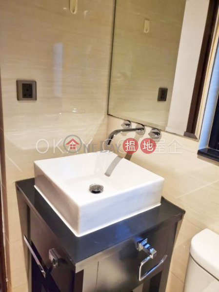 Luxurious 1 bedroom in Mid-levels West | For Sale | Maxluck Court 美樂閣 Sales Listings