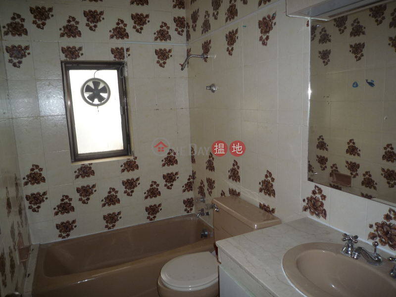 Kowloon Peak Villa 17 Fei Ha Road | Sai Kung | Hong Kong | Rental | HK$ 55,000/ month