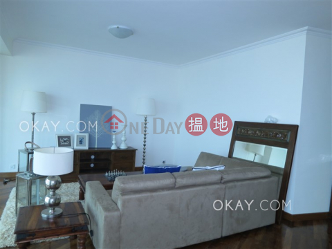 Beautiful 3 bedroom with parking | Rental | Dynasty Court 帝景園 _0