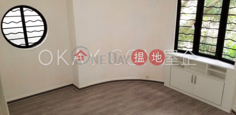 Nicely kept 2 bedroom with rooftop | For Sale | 2 Tramway Path 纜車徑2號 _0