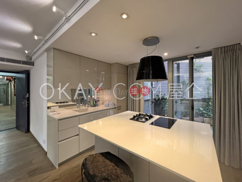 HK$ 13.8M | Brilliant Court Western District Efficient 1 bedroom with terrace | For Sale