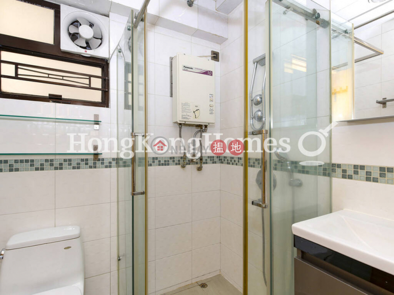 3 Bedroom Family Unit for Rent at Newman House, 35-45 Johnston Road | Wan Chai District, Hong Kong, Rental | HK$ 23,000/ month