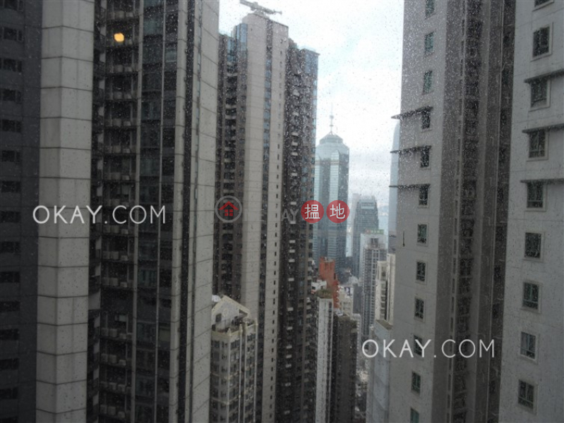 Lovely 3 bedroom in Mid-levels West | Rental | Robinson Place 雍景臺 Rental Listings