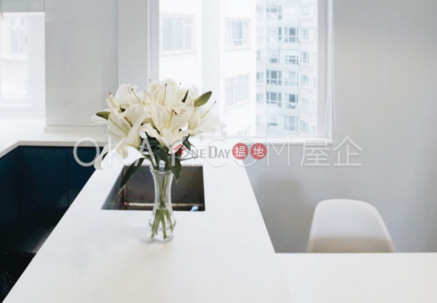 Unique 2 bedroom in Mid-levels West | For Sale | Woodland Court 福臨閣 Sales Listings