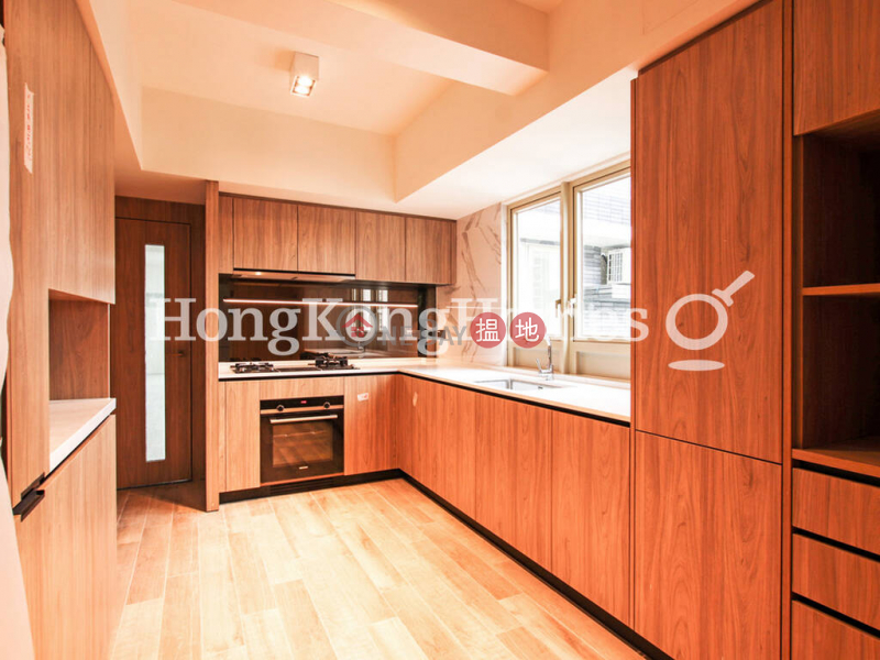 HK$ 98,000/ month, St. Joan Court, Central District 3 Bedroom Family Unit for Rent at St. Joan Court