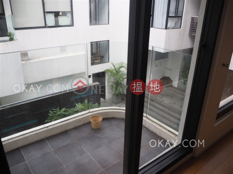Elegant 3 bedroom with balcony & parking | Rental | Aqua 33 金粟街33號 _0