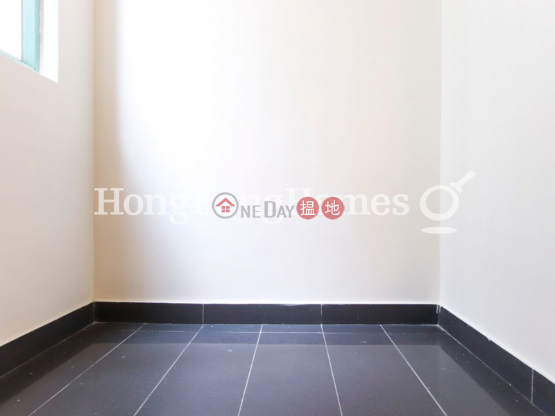 Property Search Hong Kong | OneDay | Residential Rental Listings | 3 Bedroom Family Unit for Rent at Bon-Point