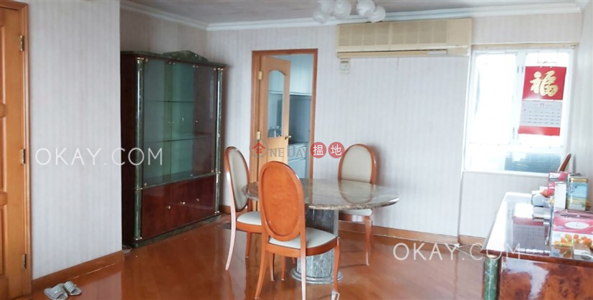 Efficient 3 bedroom with balcony | Rental | 15-43 Braemar Hill Road | Eastern District | Hong Kong Rental HK$ 60,000/ month