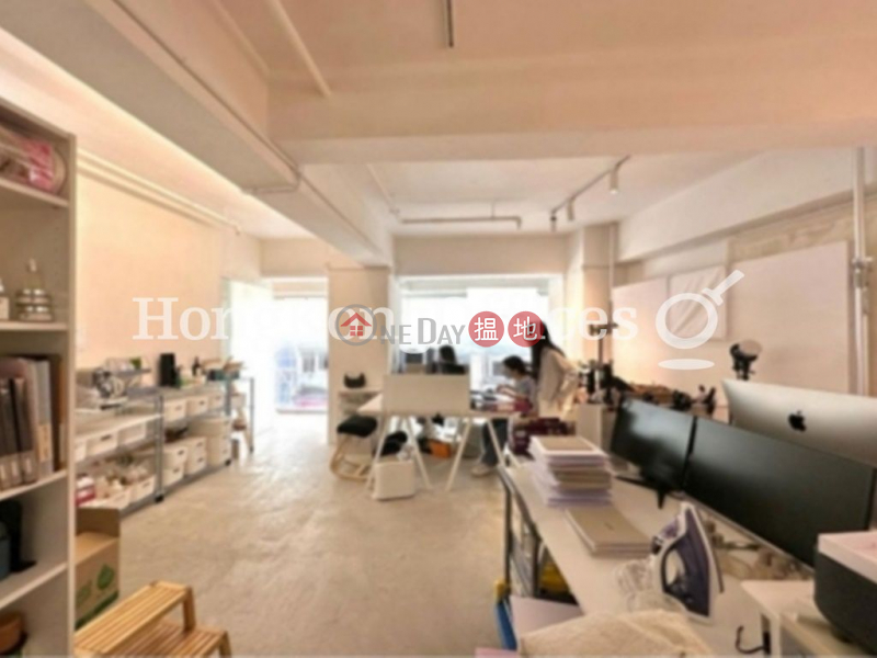 HK$ 140,011/ month | Hilltop Plaza, Central District | Office Unit for Rent at Hilltop Plaza