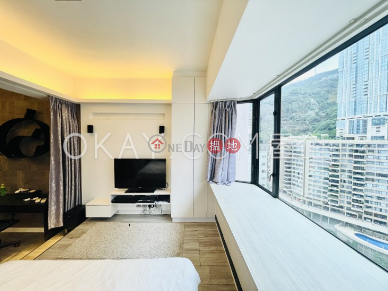 Nicely kept studio on high floor with rooftop | For Sale | St Louis Mansion 雨時大廈 Sales Listings