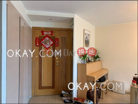 Stylish 3 bedroom on high floor with parking | For Sale | PENINSULA HEIGHTS 星輝豪庭 _0