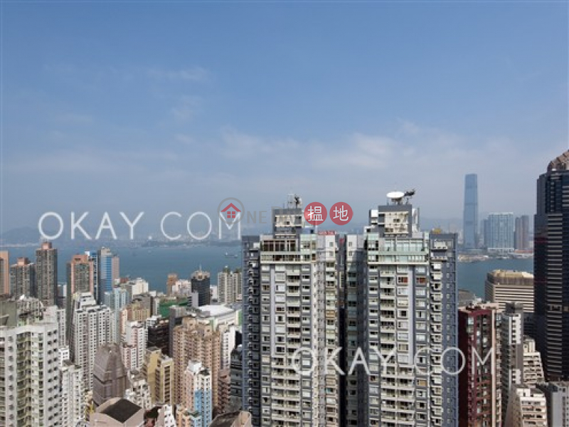 HK$ 40,000/ month, Casa Bella, Central District, Stylish 2 bedroom on high floor with sea views | Rental