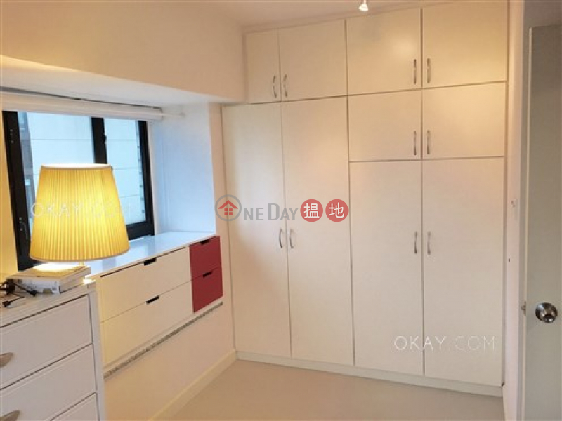 HK$ 11M | Caine Tower, Central District Popular 1 bedroom on high floor | For Sale
