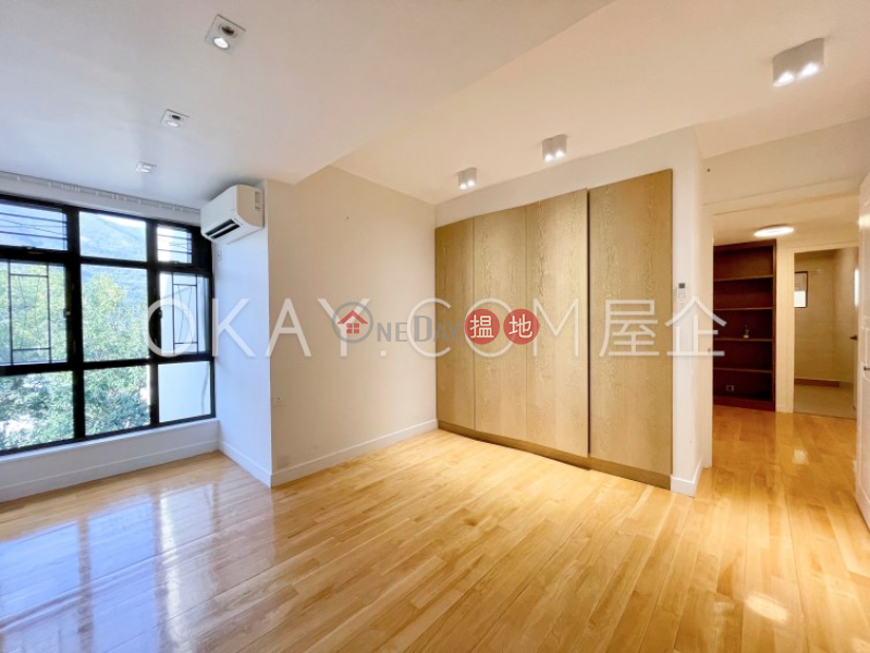 Efficient 5 bedroom with terrace & parking | Rental | Evergreen Garden 松柏花園 Rental Listings