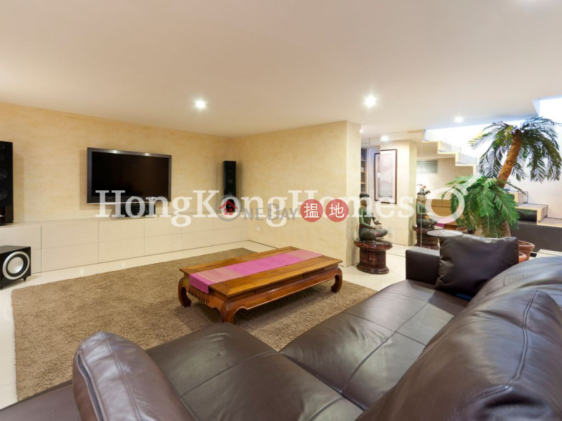 HK$ 160M | Strawberry Hill, Central District, 3 Bedroom Family Unit at Strawberry Hill | For Sale