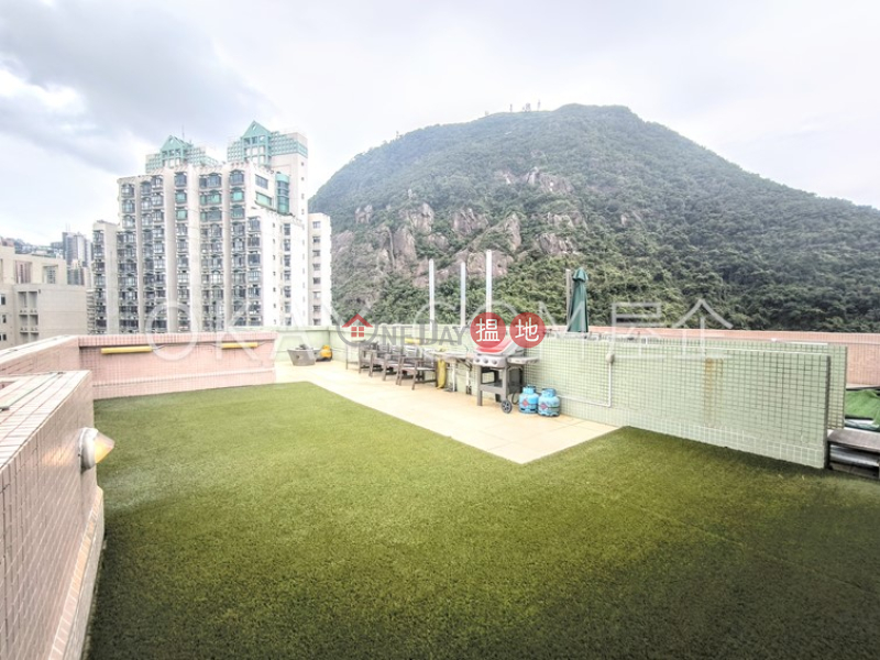 Popular 3 bedroom on high floor with rooftop & parking | Rental | Primrose Court 蔚華閣 Rental Listings