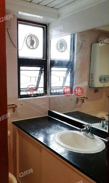 HK$ 22,600/ month | Goodview Court Central District Goodview Court | 3 bedroom Mid Floor Flat for Rent