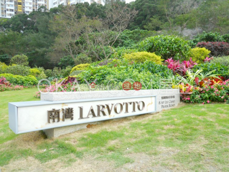 HK$ 12.8M, Larvotto | Southern District, Nicely kept 2 bedroom with balcony | For Sale