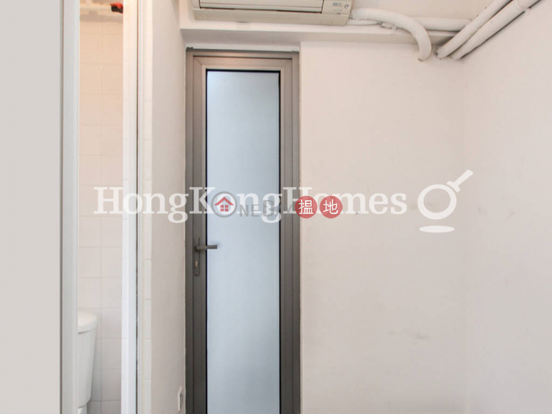 Property Search Hong Kong | OneDay | Residential Rental Listings | 3 Bedroom Family Unit for Rent at Po Wah Court