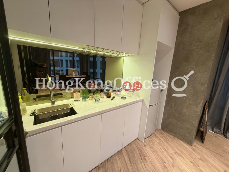 Office Unit for Rent at 9 Queen\'s Road Central | 9 Queen\'s Road Central 皇后大道中9號 Rental Listings