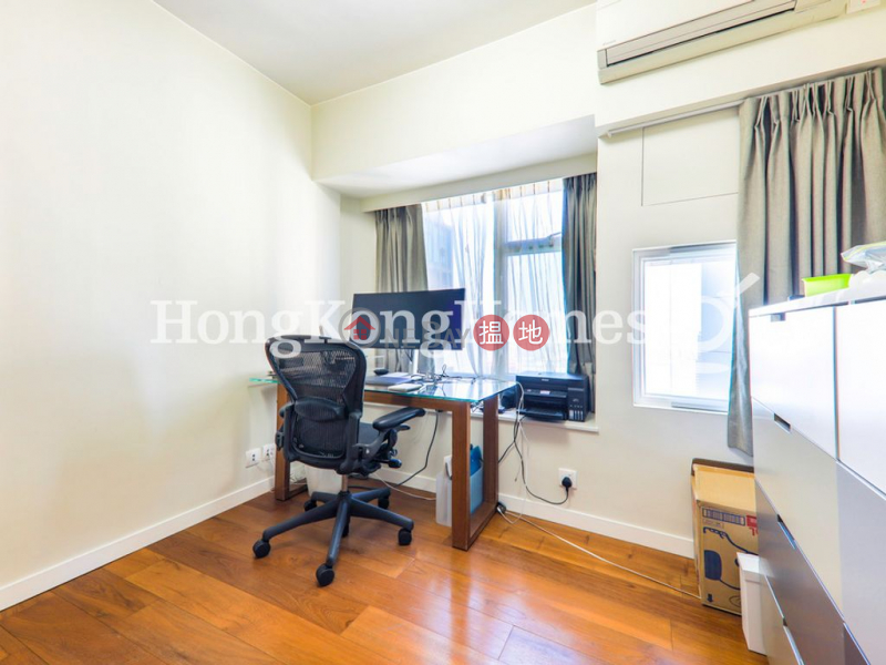 3 Bedroom Family Unit at Robinson Place | For Sale, 70 Robinson Road | Western District | Hong Kong | Sales HK$ 30M