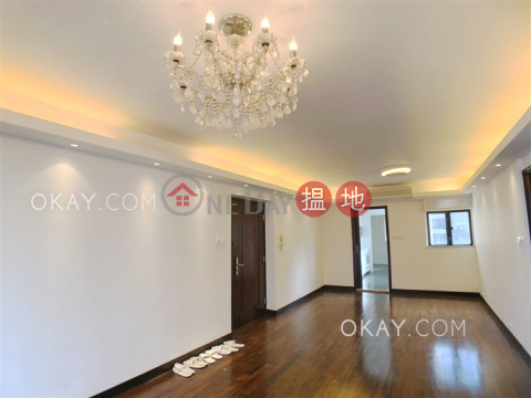Gorgeous 3 bedroom with balcony & parking | Rental | Scenic Garden 福苑 _0