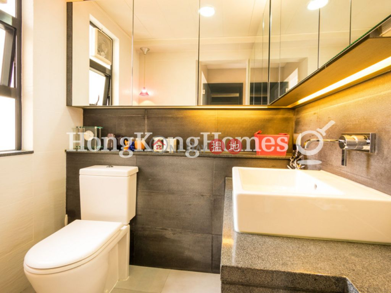 3 Bedroom Family Unit for Rent at Greenland Court, 56-58 MacDonnell Road | Central District | Hong Kong Rental | HK$ 60,000/ month