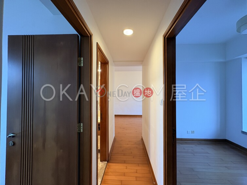 HK$ 16.8M, Parc Palais Tower 8 | Yau Tsim Mong, Popular 3 bedroom with balcony | For Sale