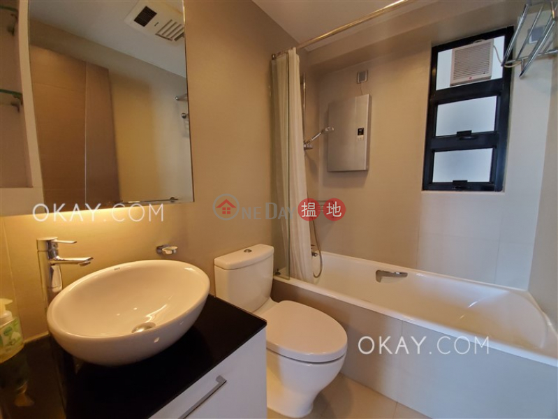 Property Search Hong Kong | OneDay | Residential | Rental Listings Charming 2 bed on high floor with harbour views | Rental