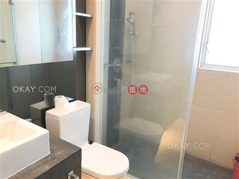 Tasteful 2 bedroom with balcony | Rental, 60 Johnston Road | Wan Chai District | Hong Kong Rental, HK$ 35,000/ month
