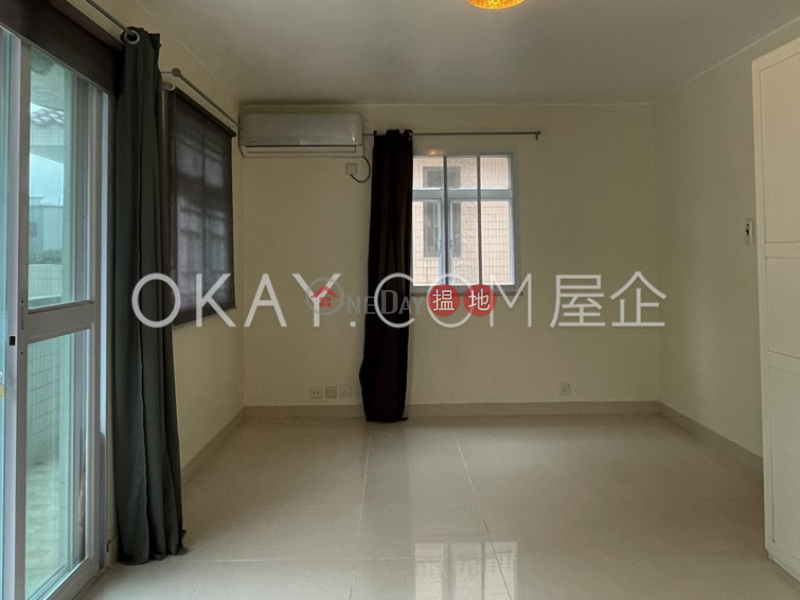 Generous house on high floor with rooftop & balcony | Rental Clear Water Bay Road | Sai Kung | Hong Kong Rental HK$ 27,000/ month