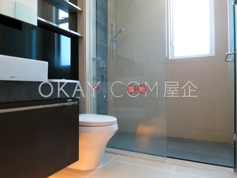 HK$ 33,000/ month J Residence, Wan Chai District | Charming 2 bedroom with balcony | Rental